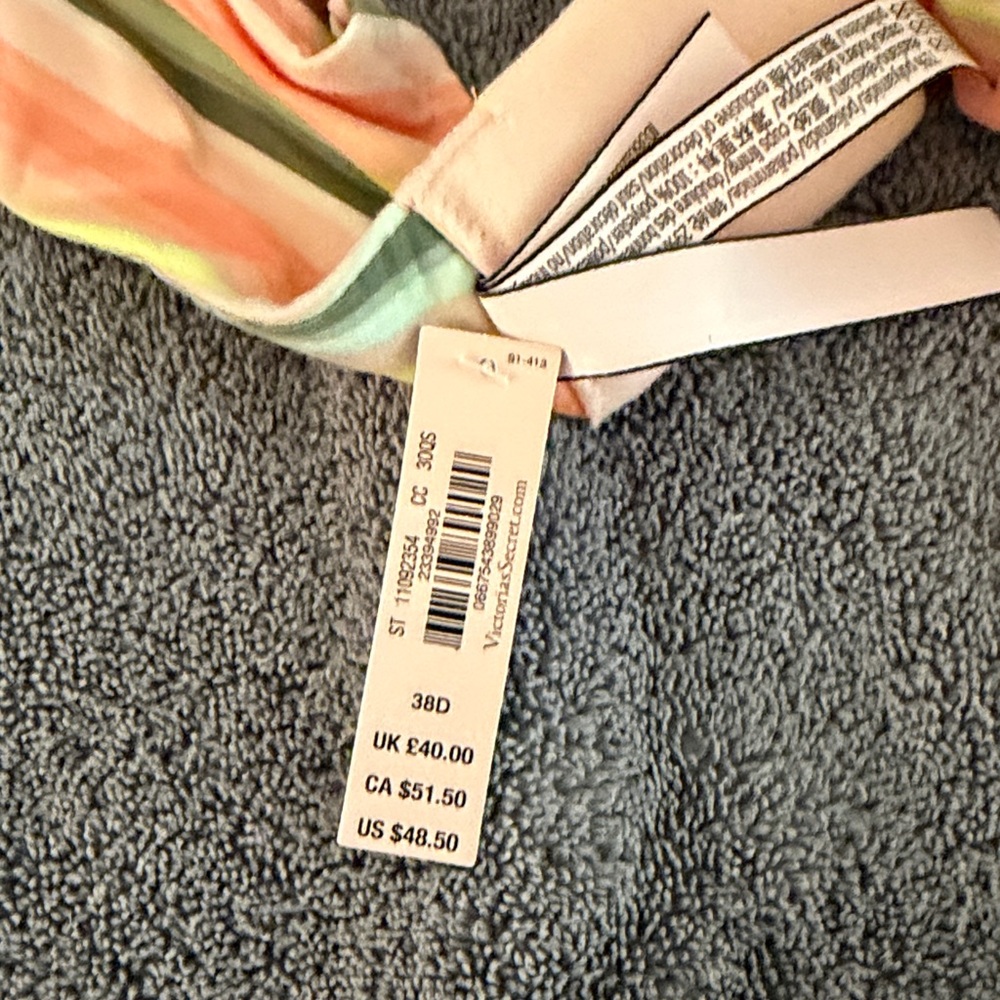 Victoria's Secret Pastel Striped Bra - Picture 3 of 4